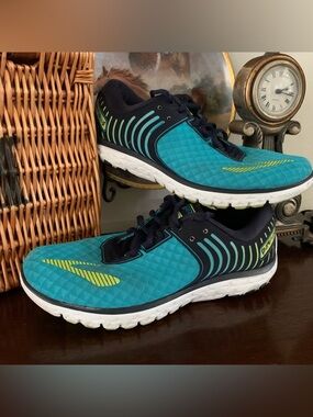 Brooks PureFlow 6 Women's Size 8.5  B (Medium) Road Running Shoes Teal Navy